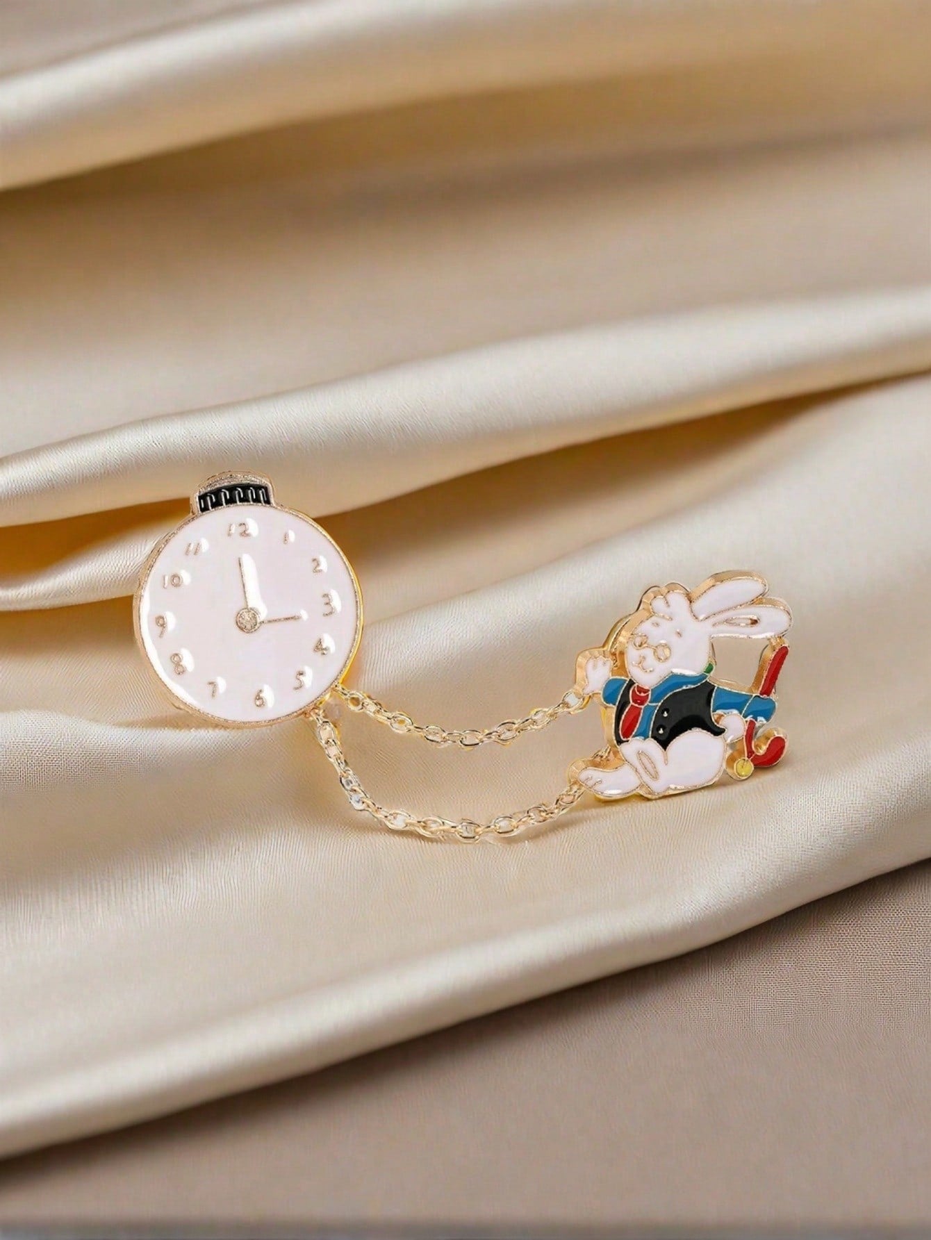 Verspielt Wunderland: Alice im Wunderland Hasen Brosche & Uhren Set - Charmantes Kettenaccessoire für Paare